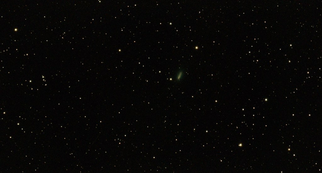 Objeto interestelar 3I/Atlas fotografiado con mi telescopio la madrugada del 28 de nov. de 2025 con 43 minutos de siguimiento. 1º grado C. y 69% de humedad